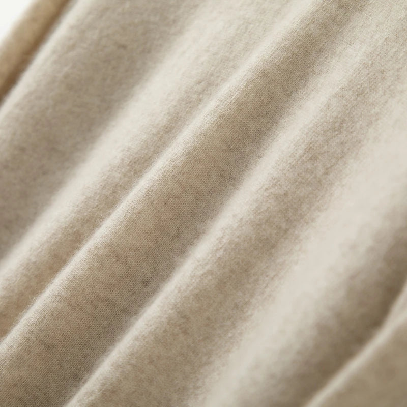 Fine Cashmere V-Neck