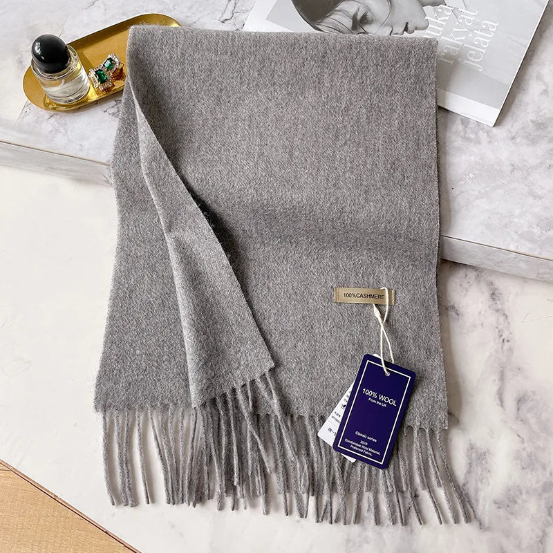 Large cashmere fringed scarf