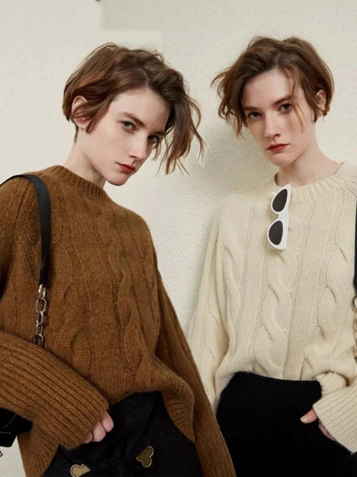 Women's cashmere cable crewneck