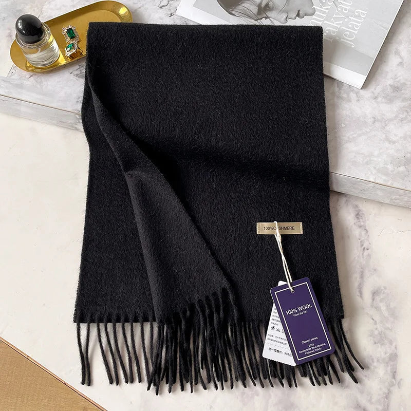 Large cashmere fringed scarf