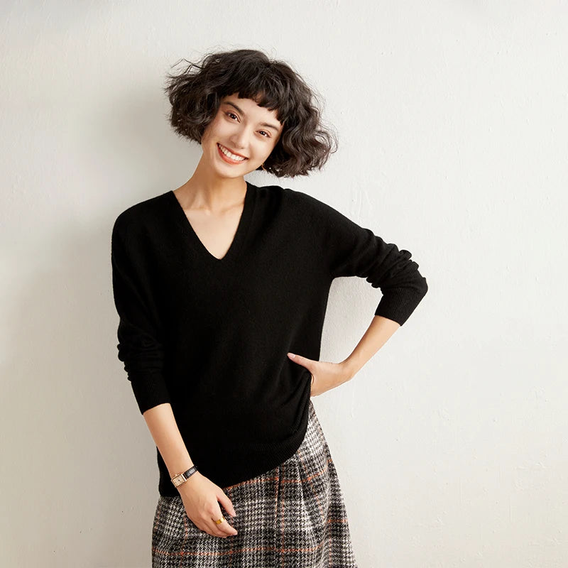 Relaxed Cashmere V-Neck