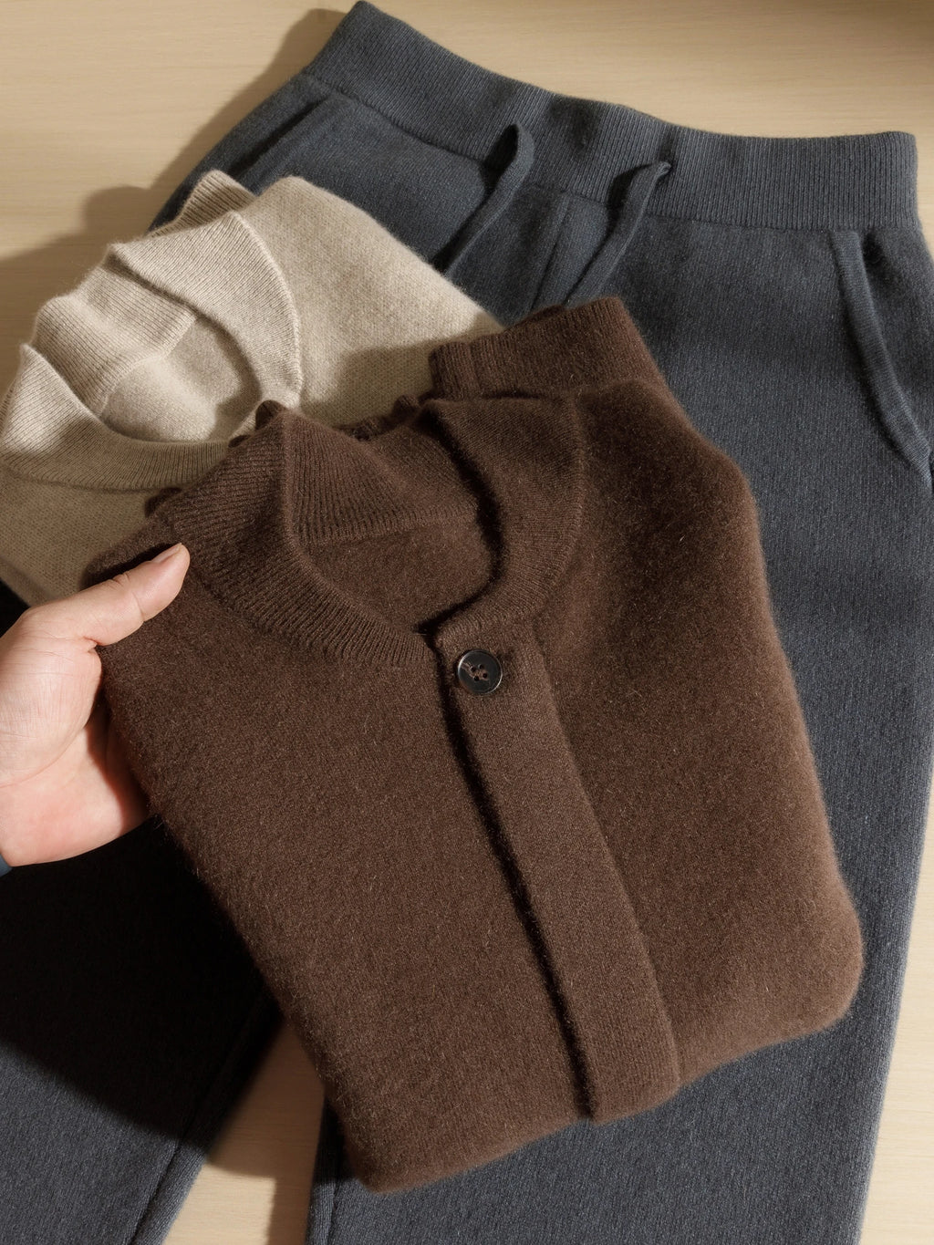 Men's cashmere baseball-collar knit jacket
