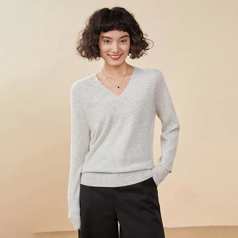 Relaxed Cashmere V-Neck