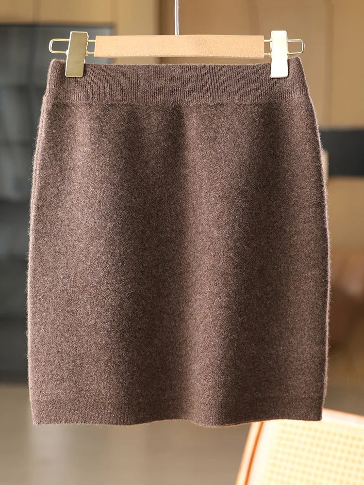 Wool knit mini skirt