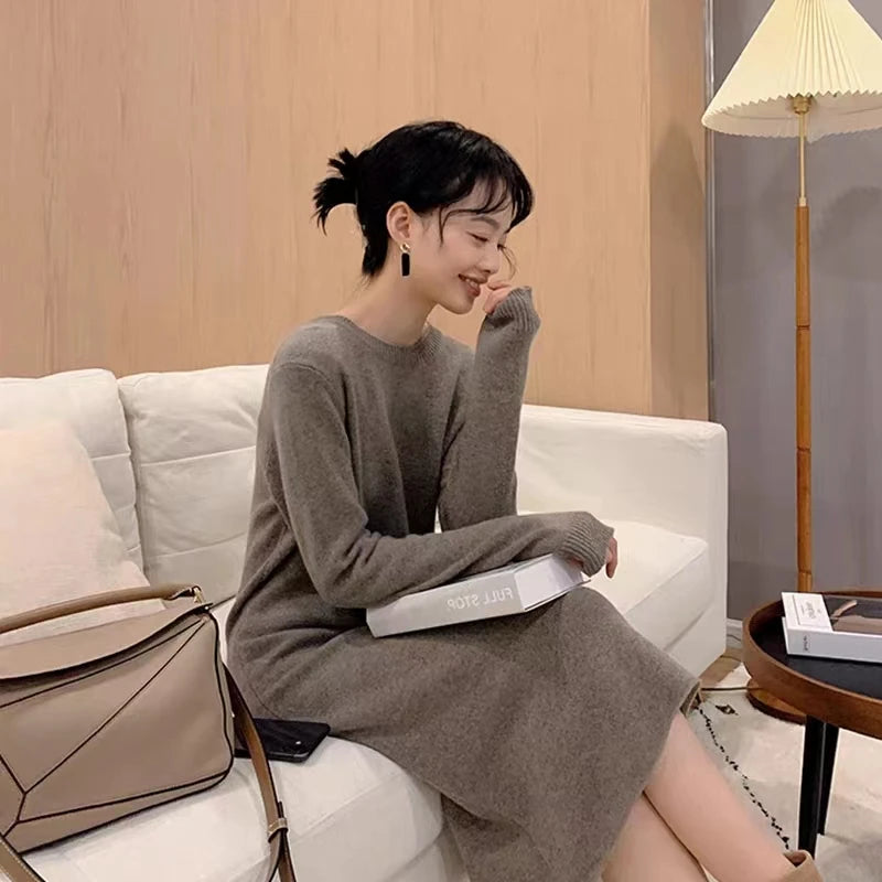 Cashmere knee-length crew dress