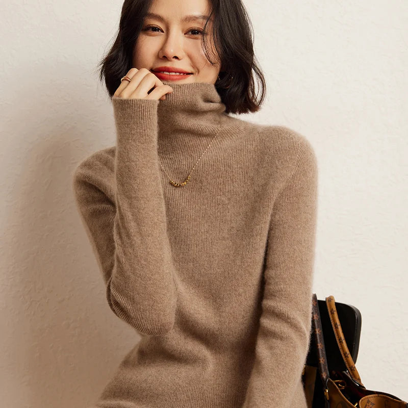 Women's cashmere turtleneck