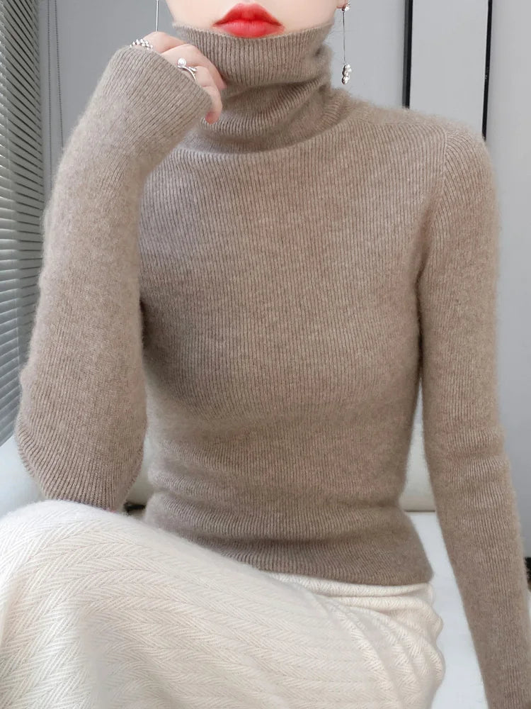 Slim Merino Turtleneck