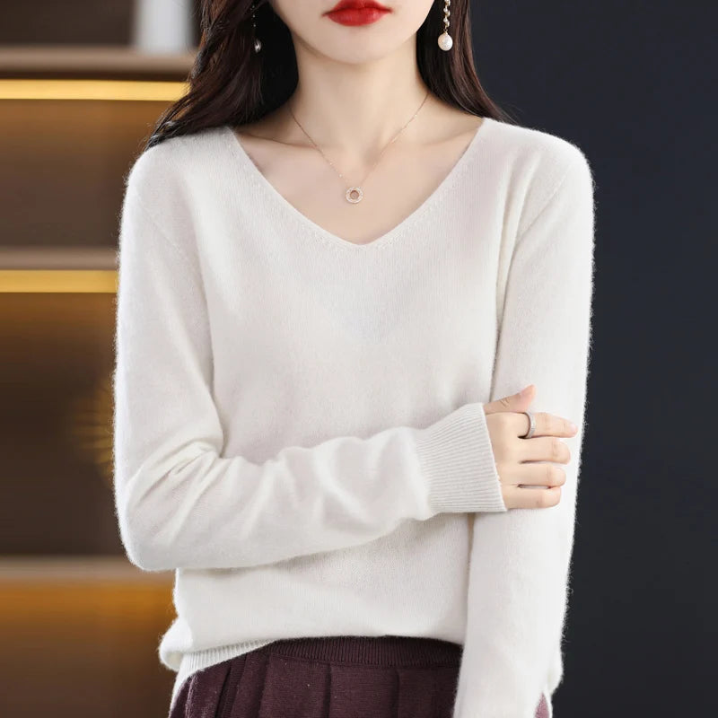 Women's merino V-neck sweater