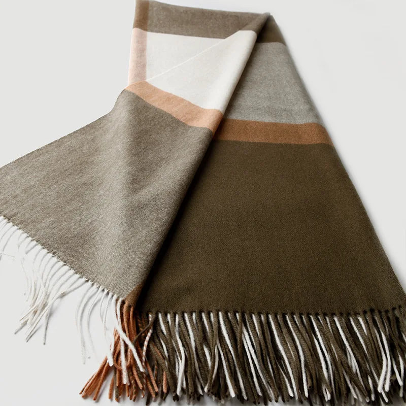 Fringed colour-block lambswool throw