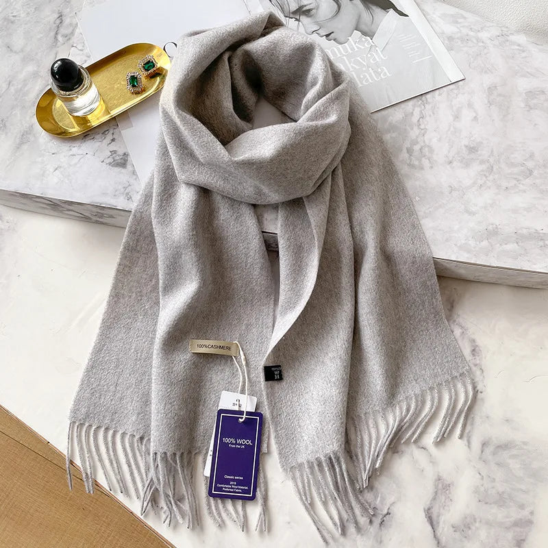 Large cashmere fringed scarf
