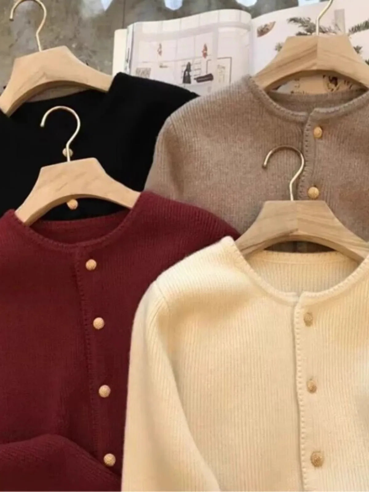 Women's cashmere crew cardigan