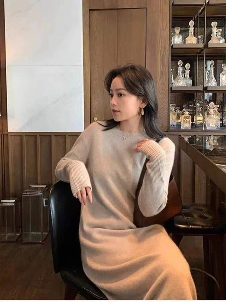 Cashmere knee-length crew dress