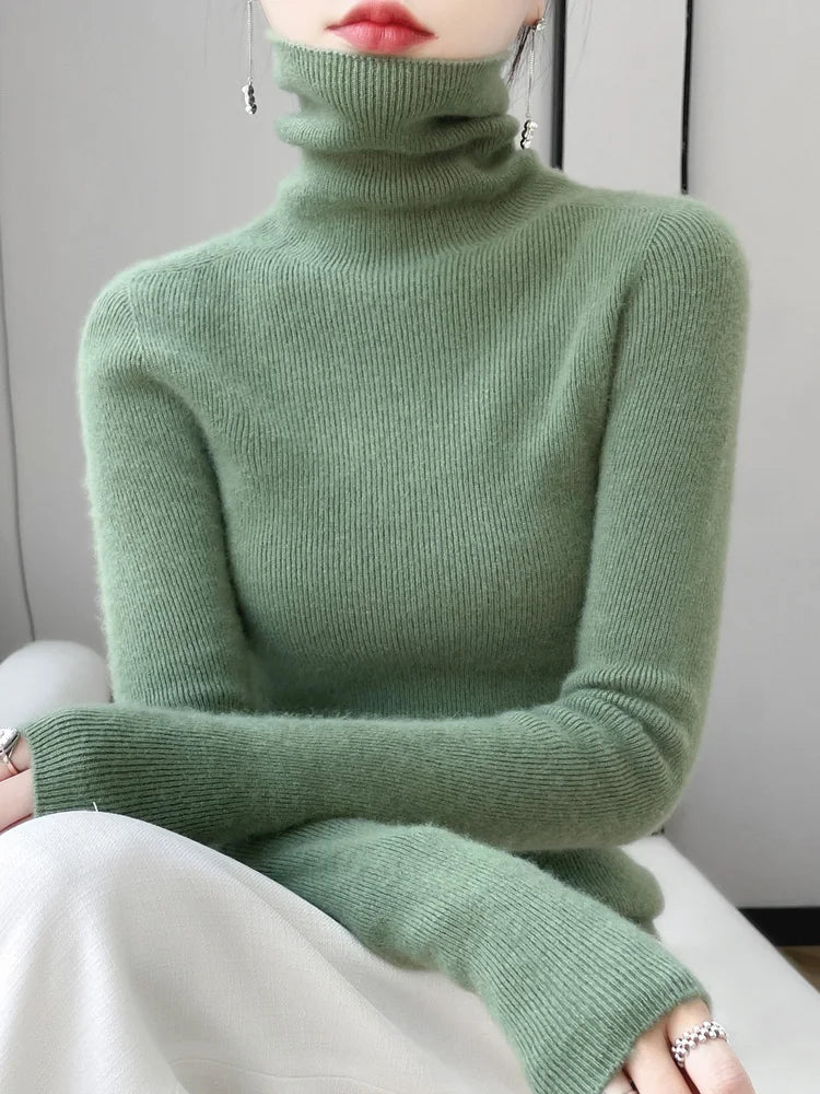Slim Merino Turtleneck