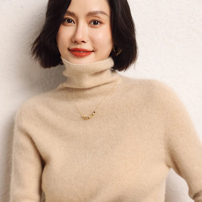 Women's cashmere turtleneck