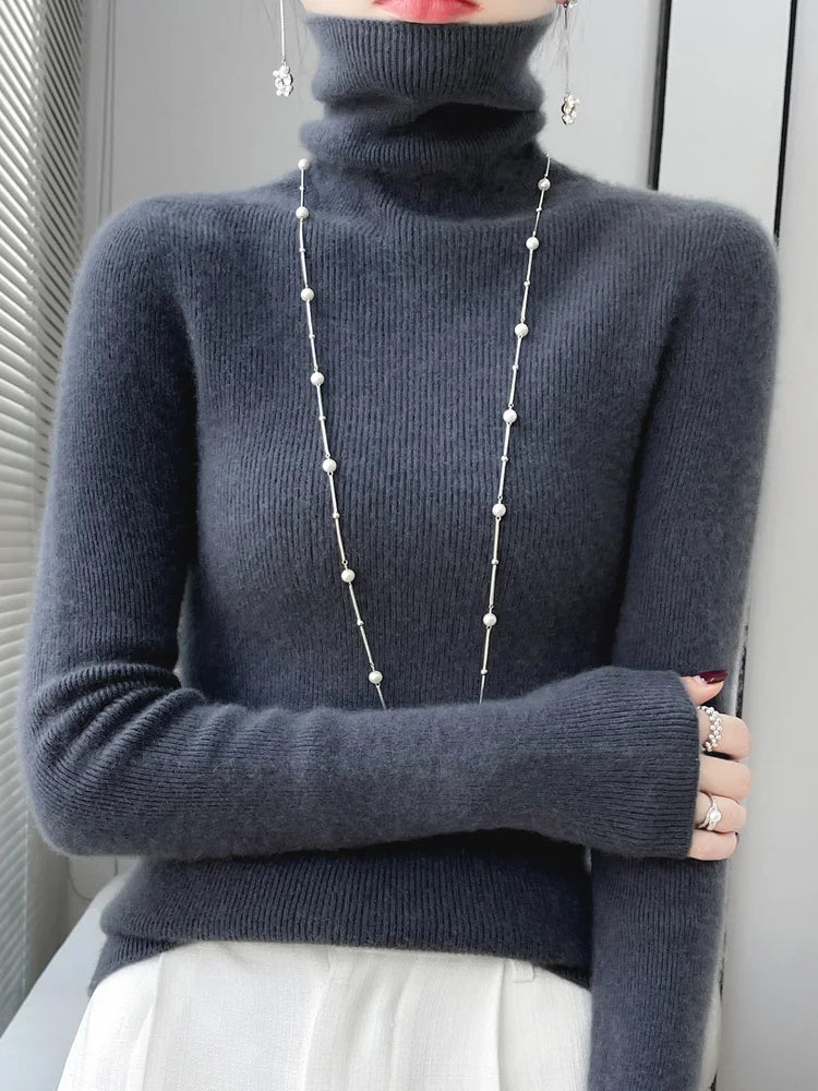 Slim Merino Turtleneck