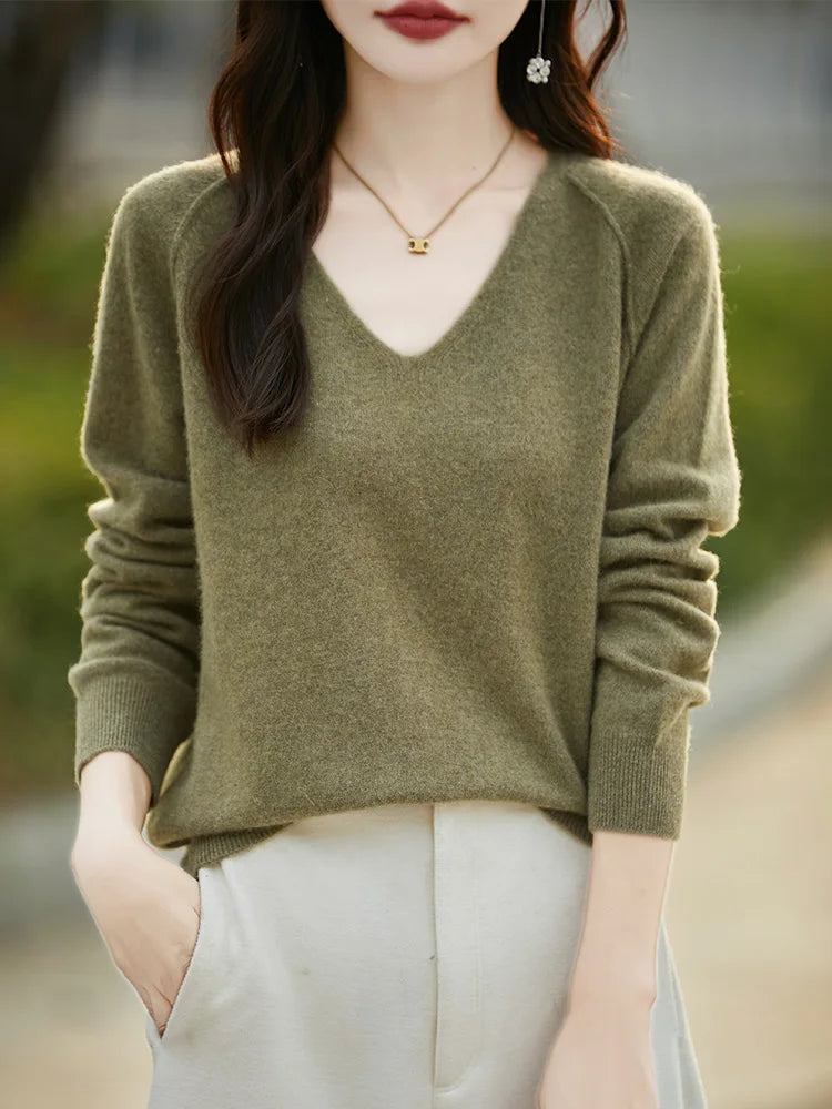 Relaxed Merino V-Neck
