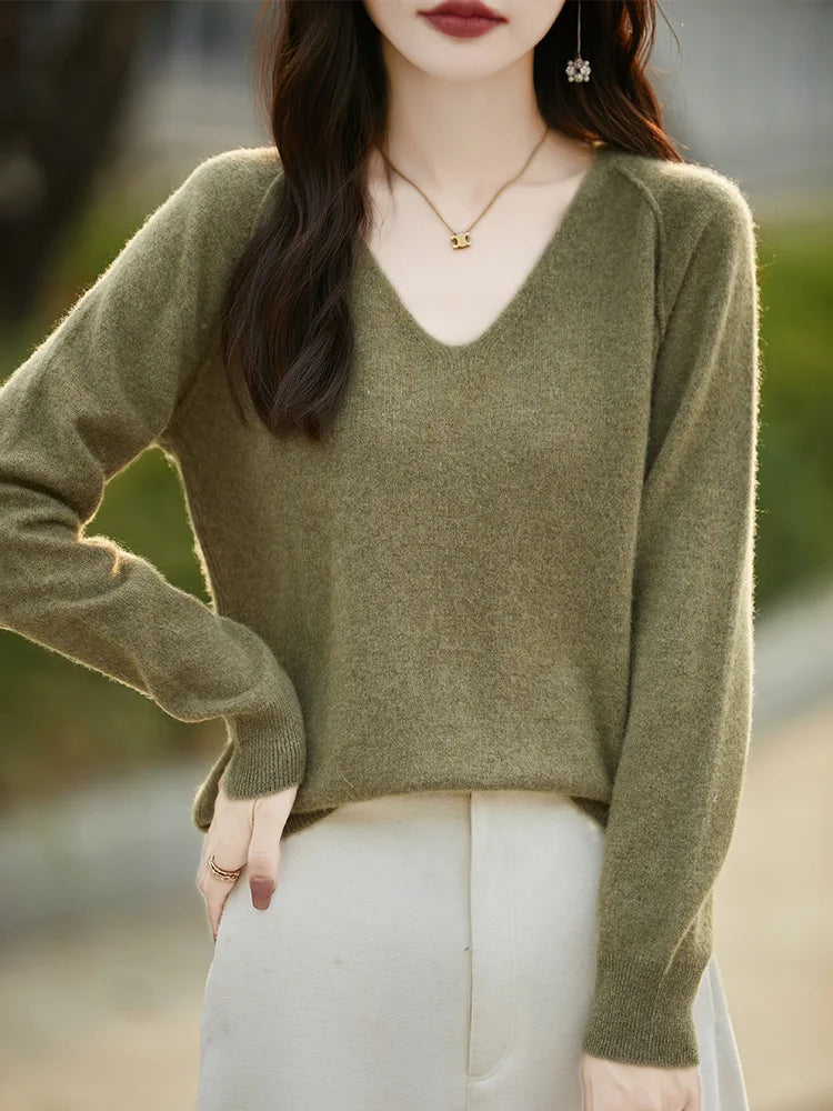 Relaxed Merino V-Neck