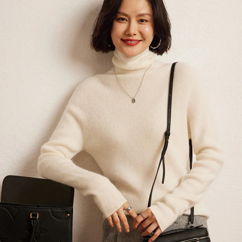 Women's cashmere turtleneck